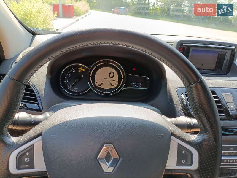 Универсал Renault Megane 2012 в Хмельницком фото 25 Универсал Renault Megane 2012 в Хмельницком