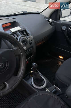 Хэтчбек Renault Megane 2005 в  фото 11 Хэтчбек Renault Megane 2005 в