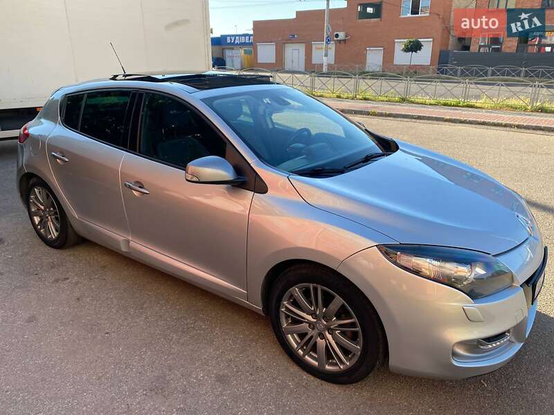 Хэтчбек Renault Megane 2013 в Кропивницком