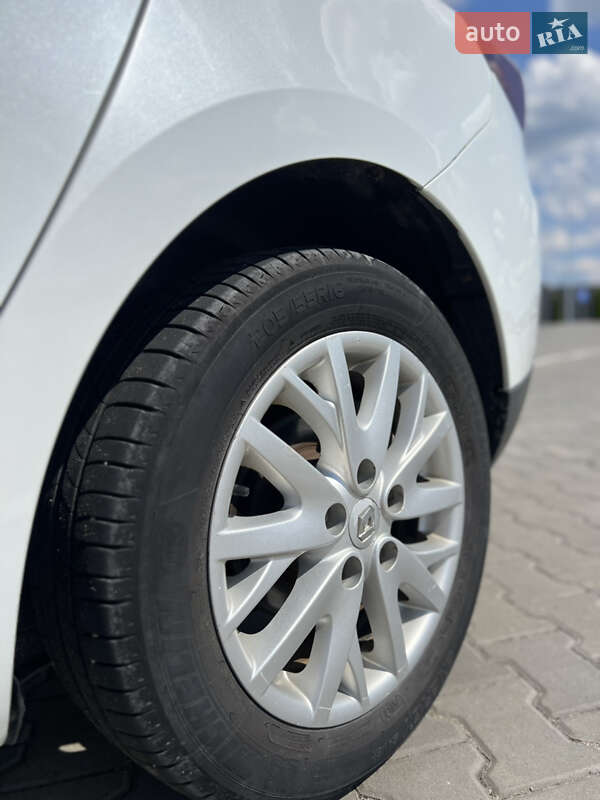 Универсал Renault Megane 2013 в Коростышеве фото 7 Универсал Renault Megane 2013 в Коростышеве