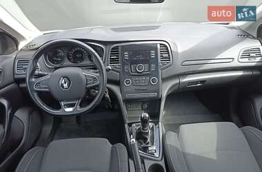 Седан Renault Megane 2018 в 