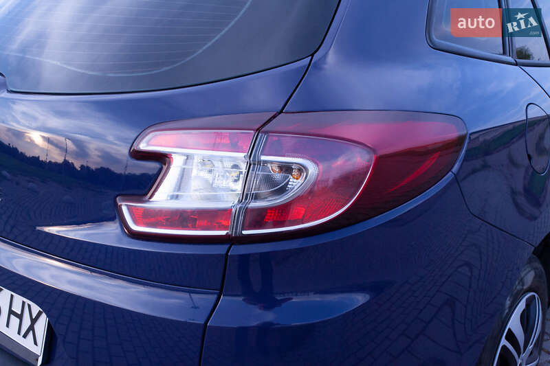 Универсал Renault Megane 2012 в Львове фото 8 Универсал Renault Megane 2012 в Львове