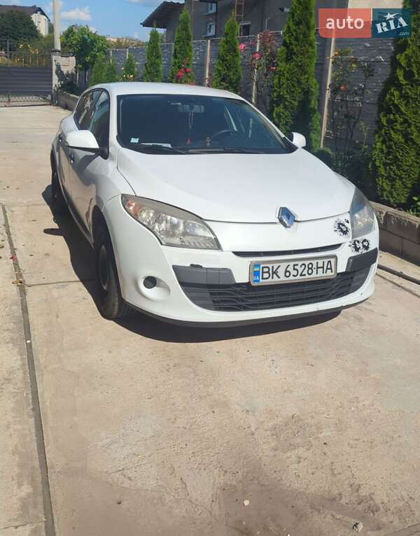 Хэтчбек Renault Megane 2011 в Ровно фото 2 Хэтчбек Renault Megane 2011 в Ровно