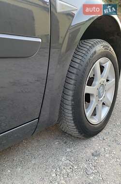 Универсал Renault Megane 2009 в 