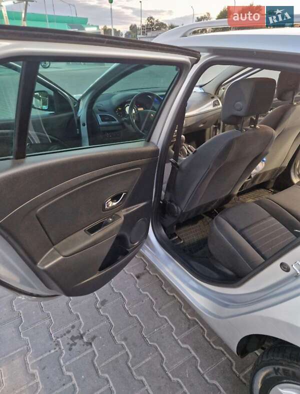 Універсал Renault Megane 2015 в Києві