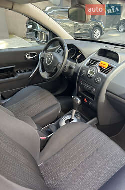 Хэтчбек Renault Megane 2007 в 