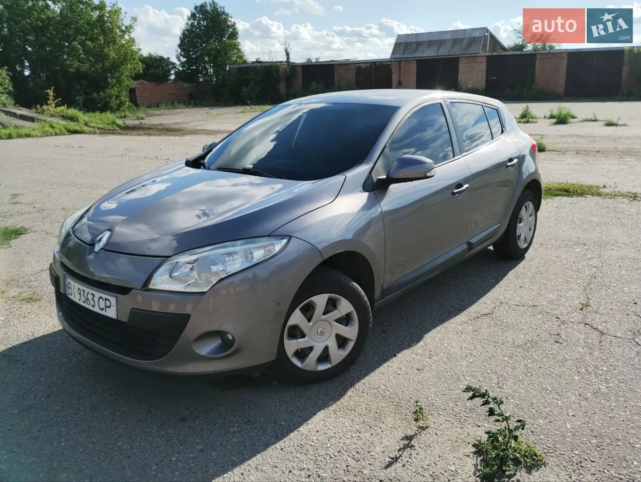 2010 Renault Megane - мініатюра 21