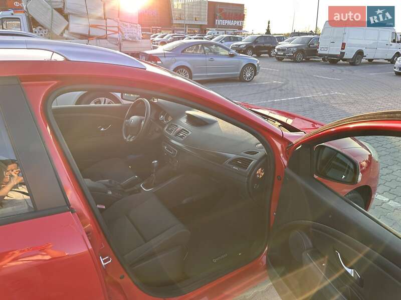 Універсал Renault Megane 2011 в Львові фото 8 Універсал Renault Megane 2011 в Львові