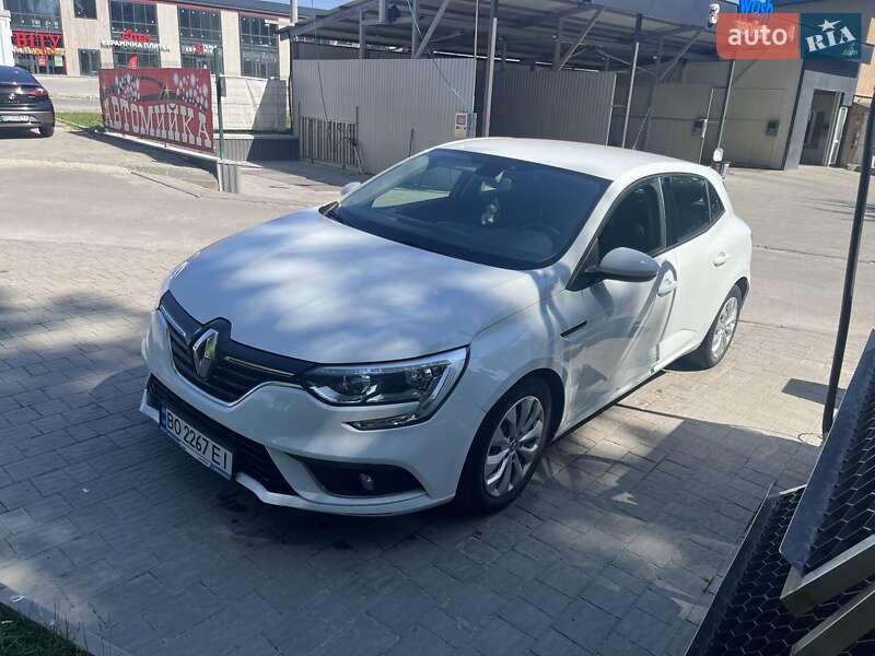 Хэтчбек Renault Megane 2017 в Тернополе
