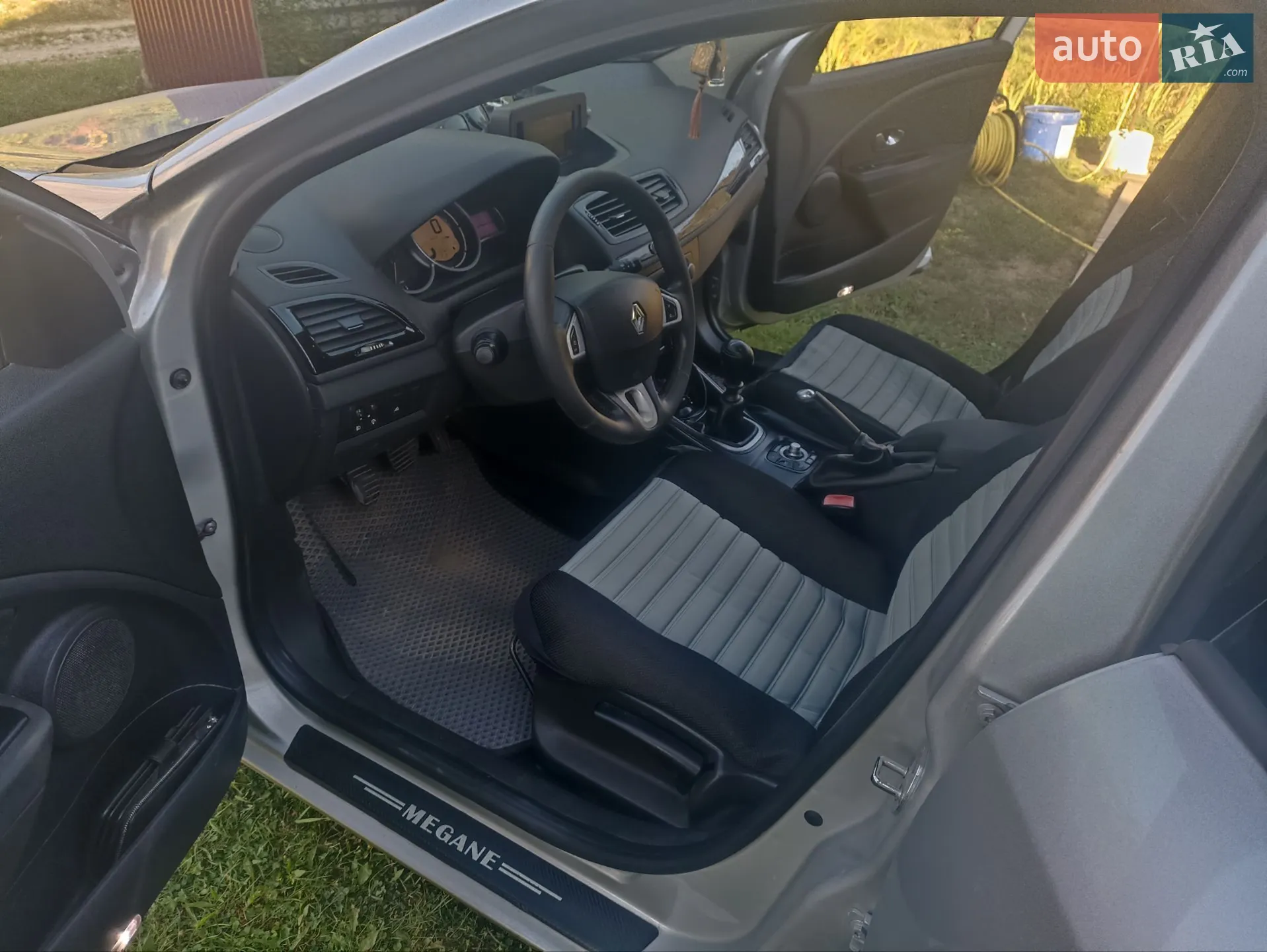 2012 Renault Megane - мініатюра 13