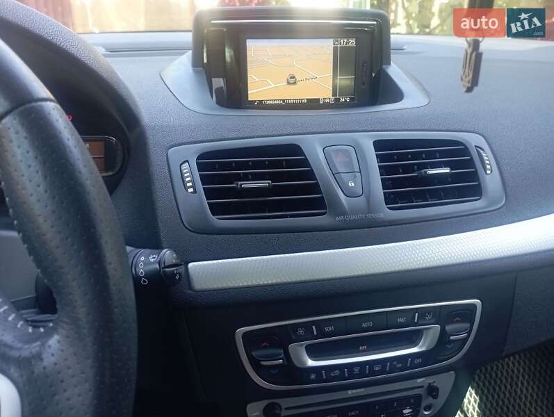 Универсал Renault Megane 2012 в Петрове фото 32 Универсал Renault Megane 2012 в Петрове