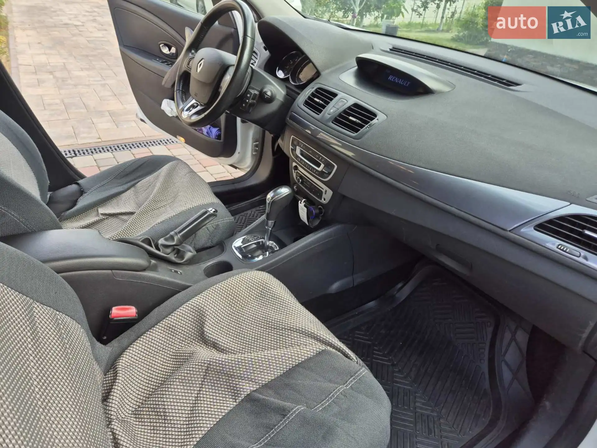 2015 Renault Megane - мініатюра 9
