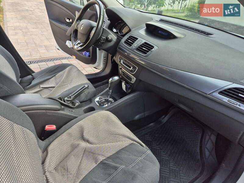 Хэтчбек Renault Megane 2015 в Ровно