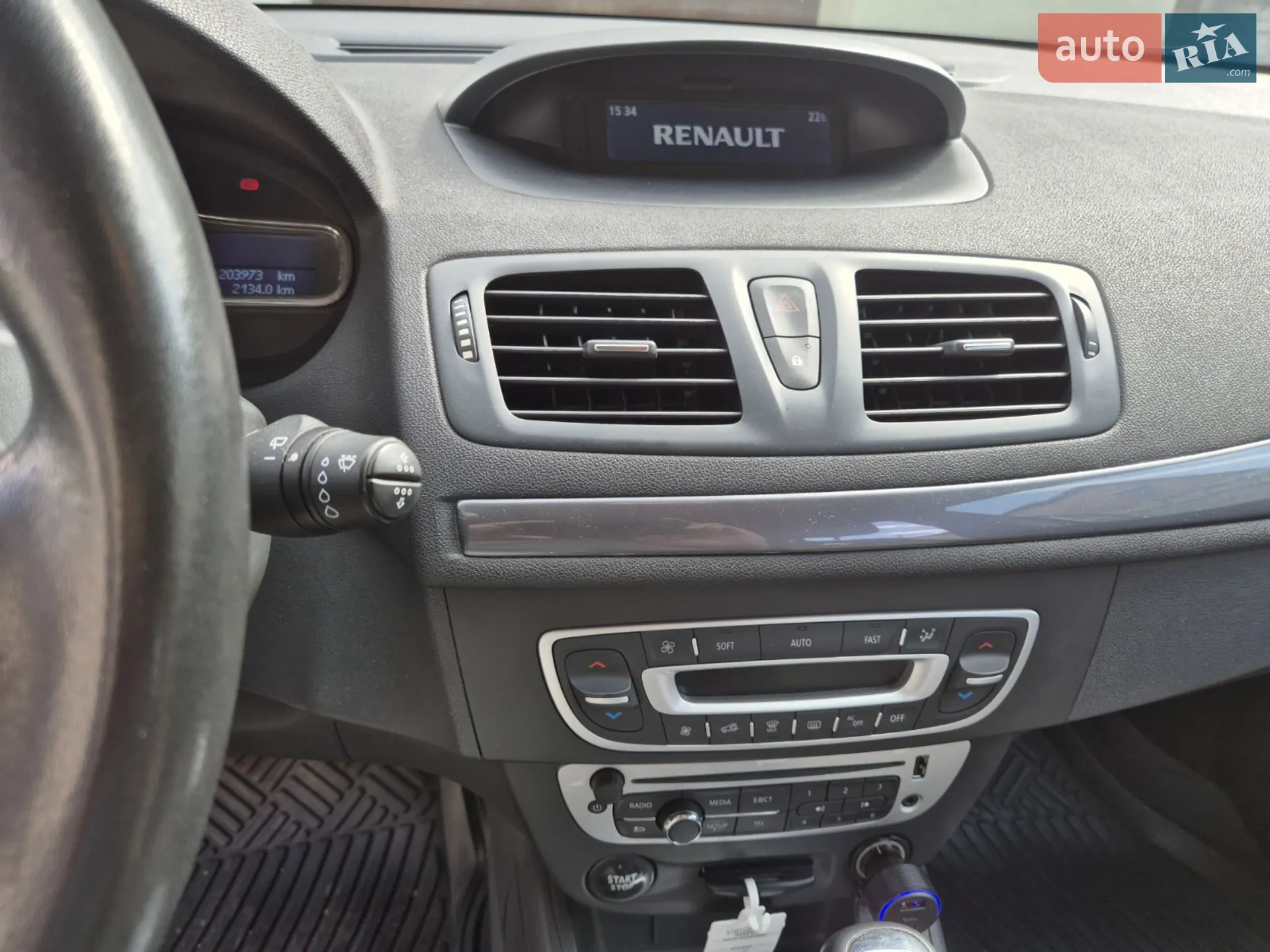 2015 Renault Megane - мініатюра 21