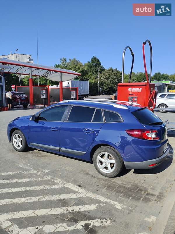 Універсал Renault Megane 2012 в Новояворівську