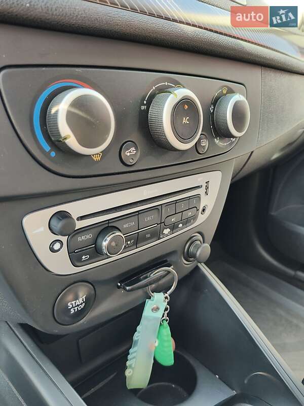 Універсал Renault Megane 2012 в Новояворівську