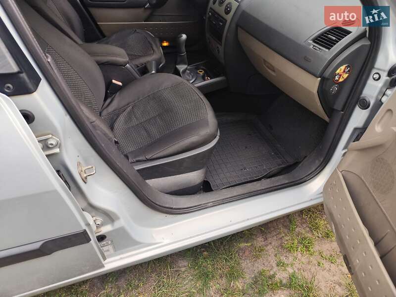 Хетчбек Renault Megane 2002 в Києві