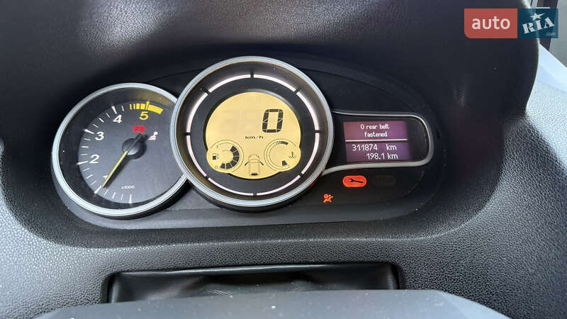 Универсал Renault Megane 2010 в Львове фото 10 Универсал Renault Megane 2010 в Львове