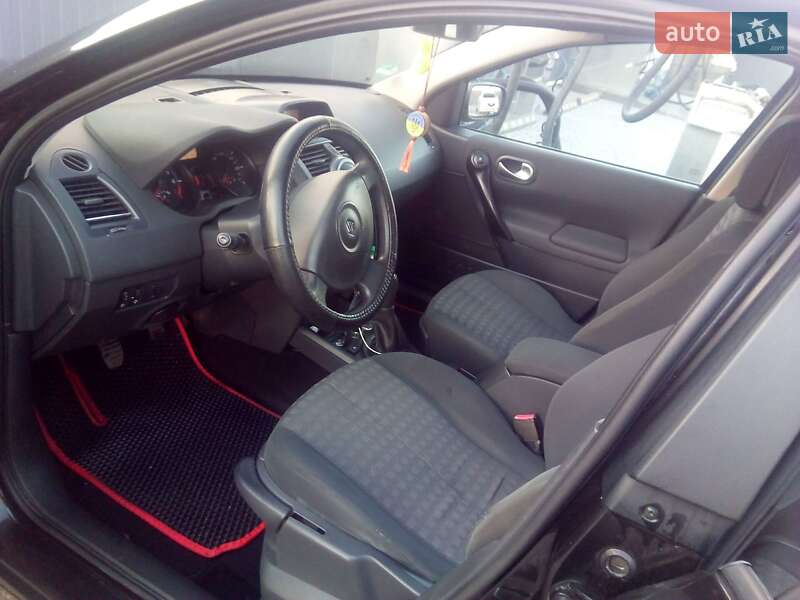 Хэтчбек Renault Megane 2006 в Ровно фото 8 Хэтчбек Renault Megane 2006 в Ровно