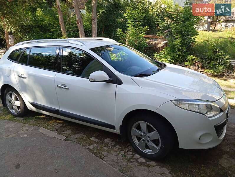 Renault Megane 2011 Renault Megane 2011