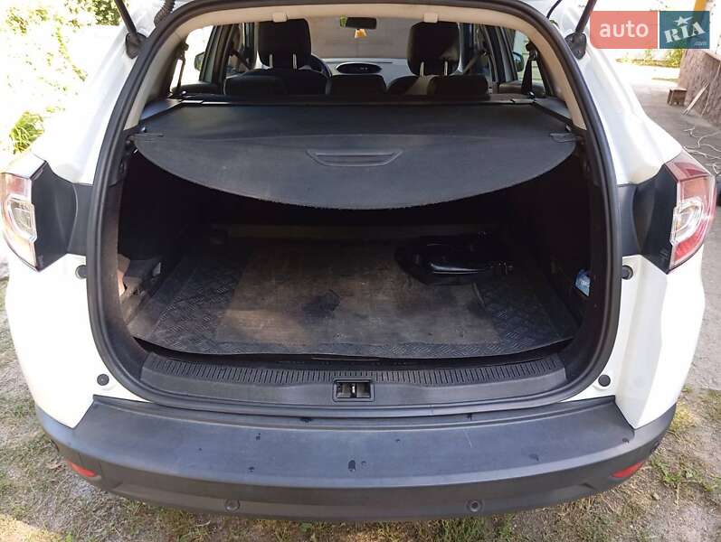 Универсал Renault Megane 2011 в Могилев-Подольске фото 6 Универсал Renault Megane 2011 в Могилев-Подольске