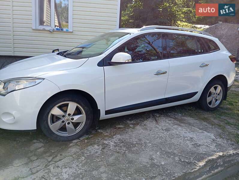 Универсал Renault Megane 2011 в Могилев-Подольске фото 2 Универсал Renault Megane 2011 в Могилев-Подольске