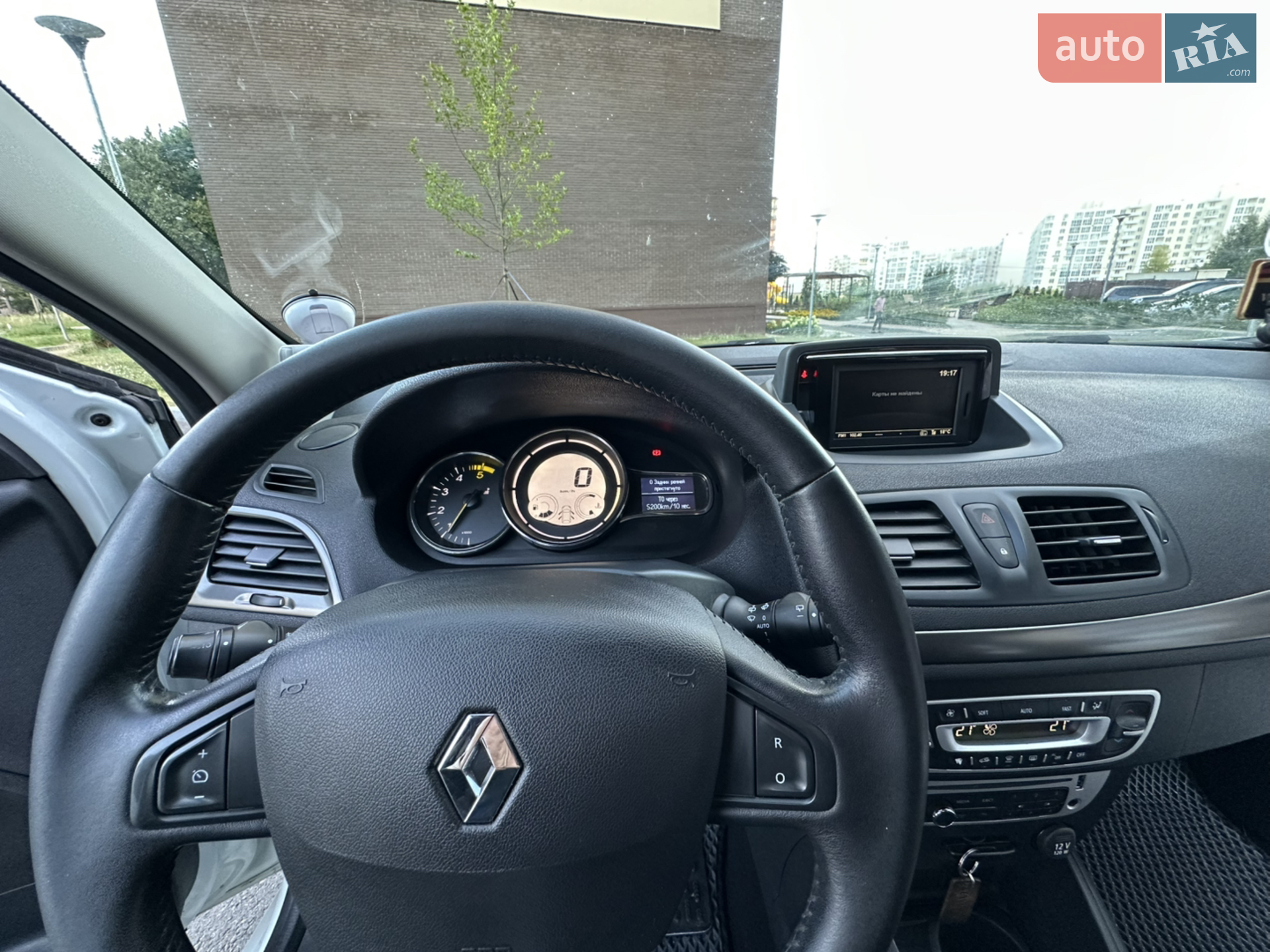 2013 Renault Megane - мініатюра 9
