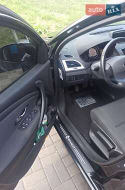 Универсал Renault Megane 2013 в 