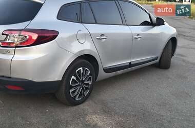 Универсал Renault Megane 2011 в Мене