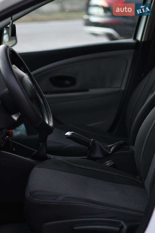 Хетчбек Renault Megane 2009 в Володимирці