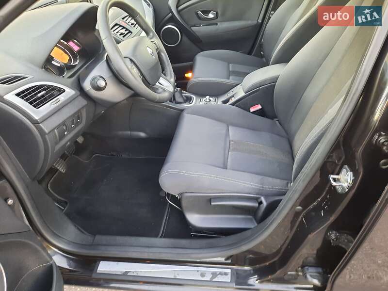 Хэтчбек Renault Megane 2010 в Полтаве