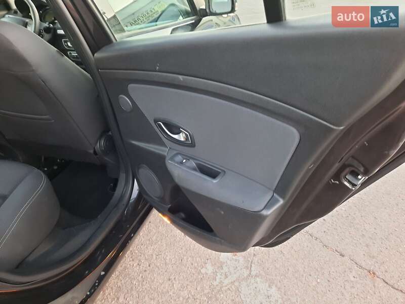 Хэтчбек Renault Megane 2010 в Полтаве