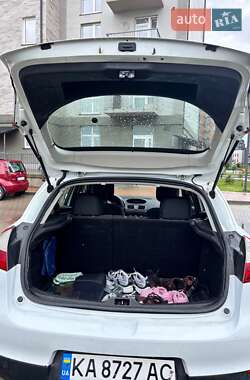 Хэтчбек Renault Megane 2014 в 