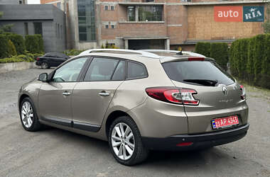 Универсал Renault Megane 2010 в 