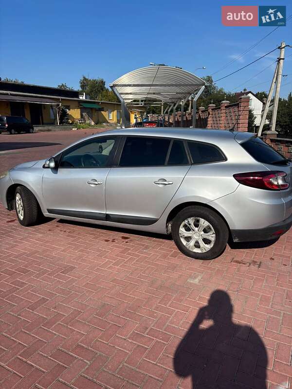 Універсал Renault Megane 2010 в Рівному фото 9 Універсал Renault Megane 2010 в Рівному