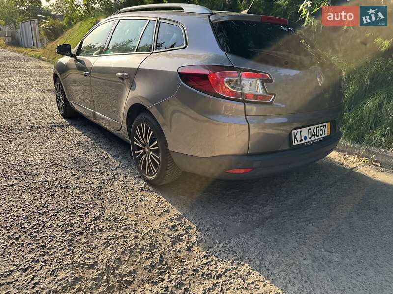 Универсал Renault Megane 2012 в Луцке фото 5 Универсал Renault Megane 2012 в Луцке