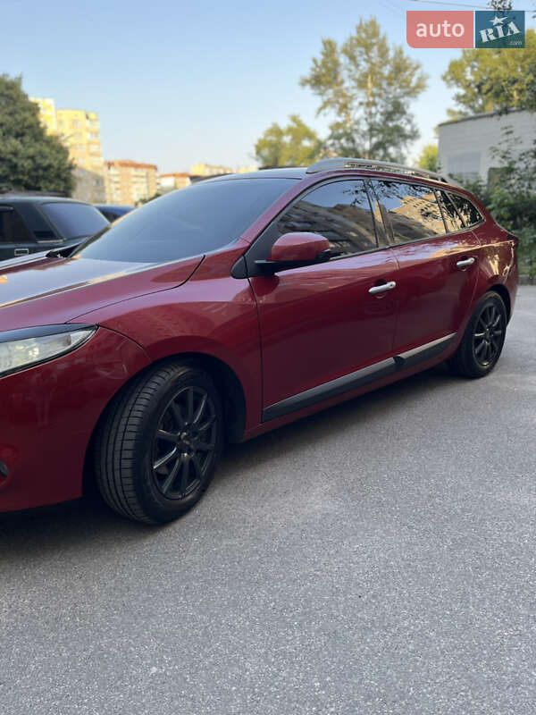 Універсал Renault Megane 2011 в Києві фото 2 Універсал Renault Megane 2011 в Києві