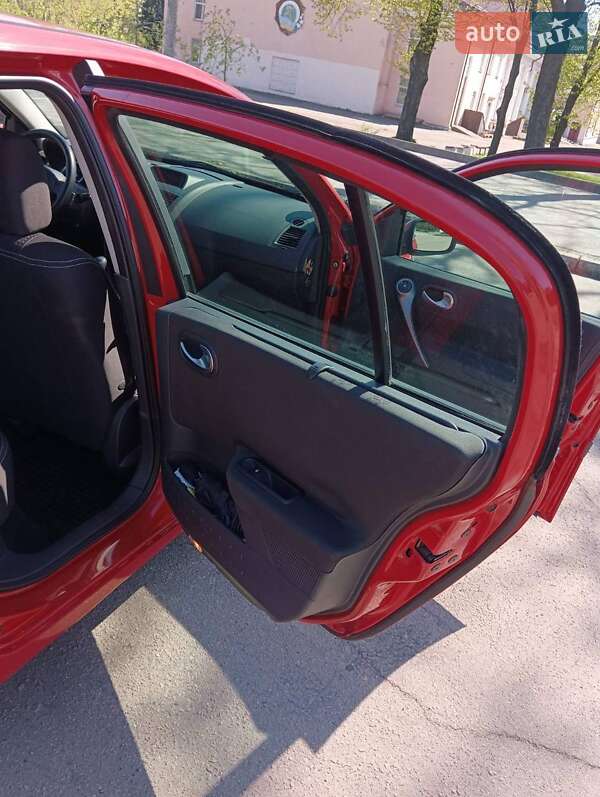 Седан Renault Megane 2005 в Кривому Розі