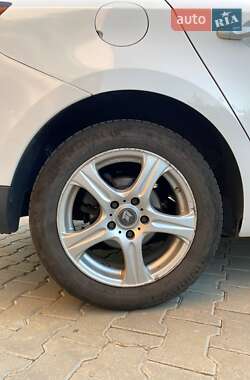 Универсал Renault Megane 2011 в 