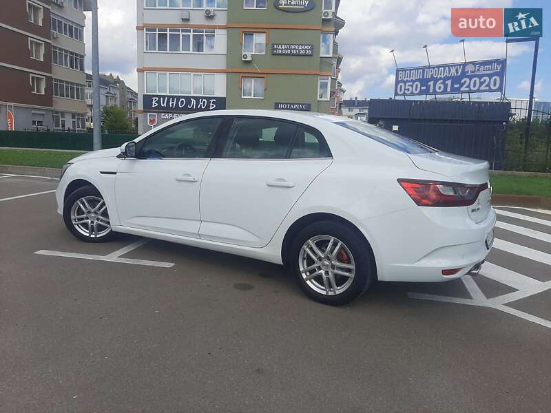 Седан Renault Megane 2018 в Киеве фото 2 Седан Renault Megane 2018 в Киеве