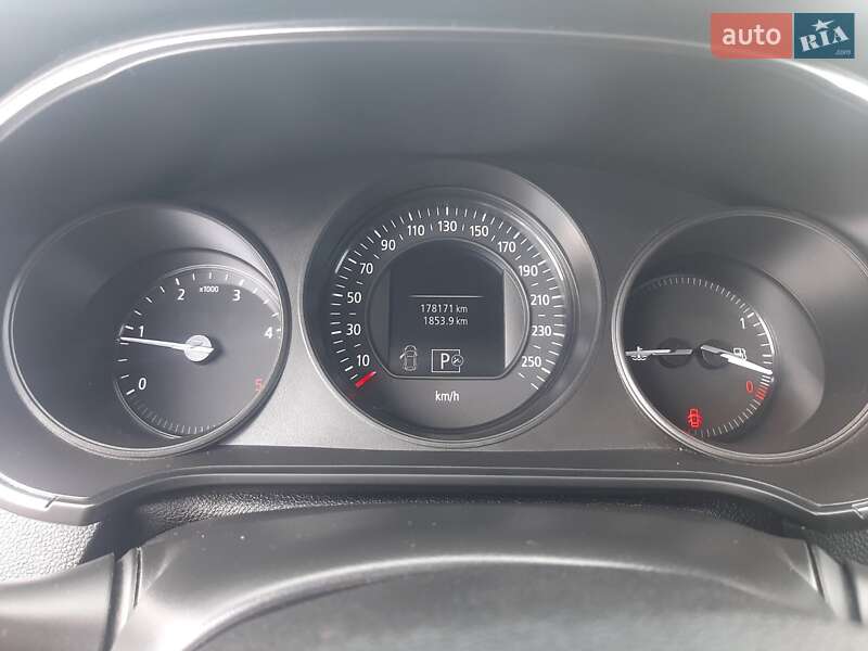 Седан Renault Megane 2018 в Киеве фото 12 Седан Renault Megane 2018 в Киеве