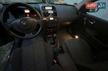 Универсал Renault Megane 2006 в  фото 10 Универсал Renault Megane 2006 в