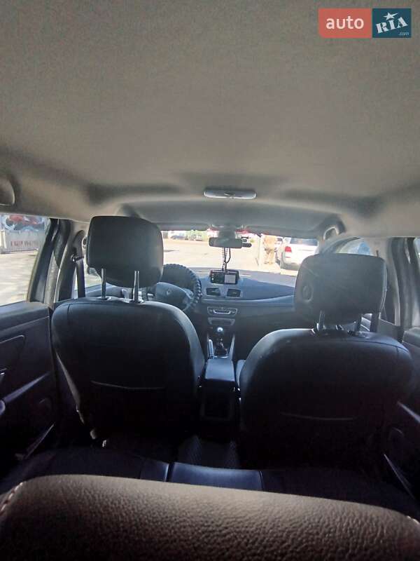 Універсал Renault Megane 2015 в Шепетівці фото 44 Універсал Renault Megane 2015 в Шепетівці