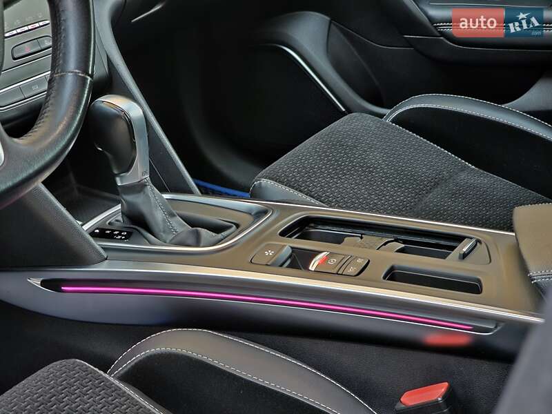 Универсал Renault Megane 2018 в Киеве фото 28 Универсал Renault Megane 2018 в Киеве