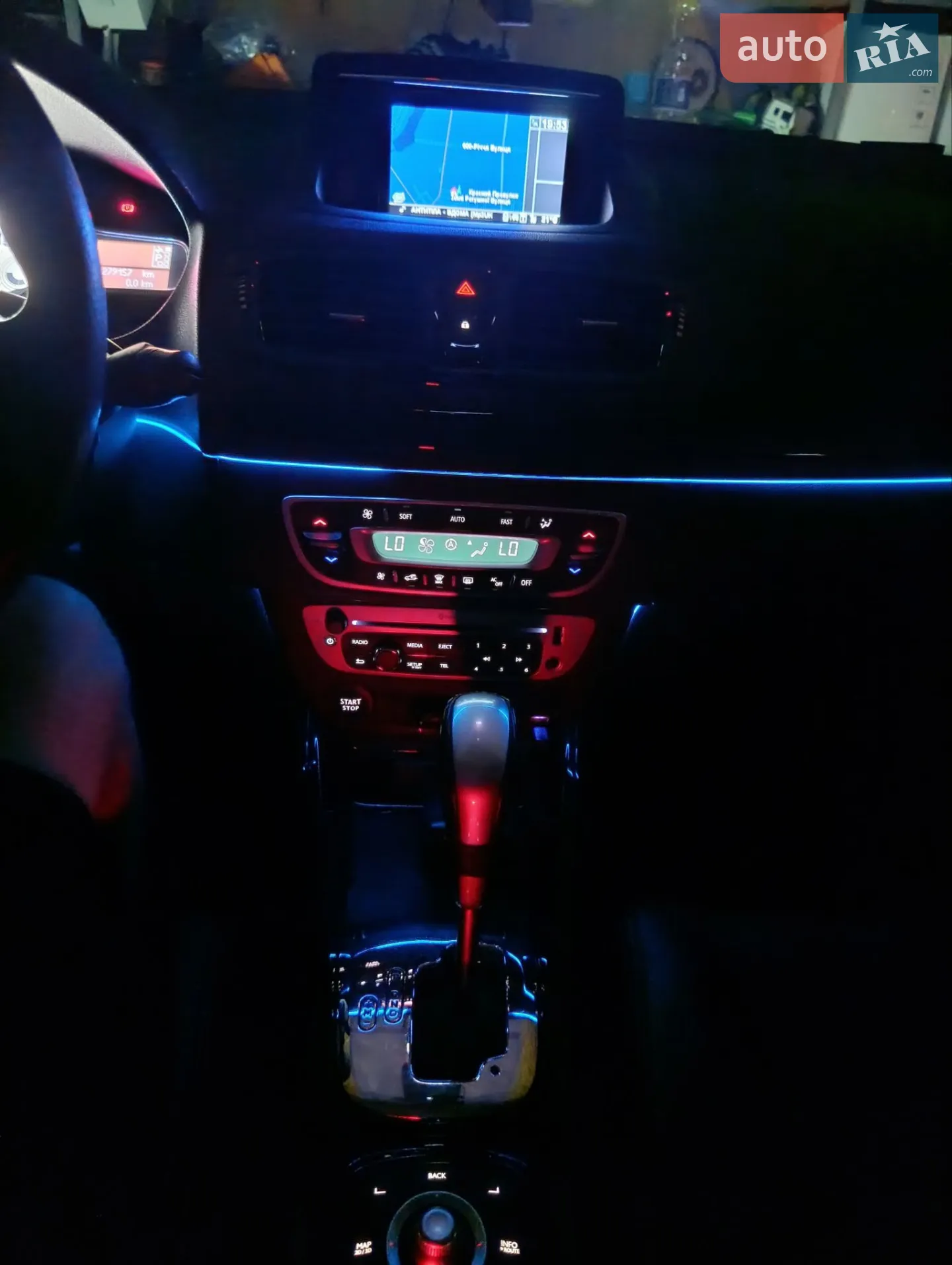 2012 Renault Megane - мініатюра 13