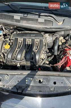 Седан Renault Megane 2006 в 
