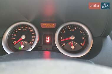Універсал Renault Megane 2005 в  фото 13 Універсал Renault Megane 2005 в