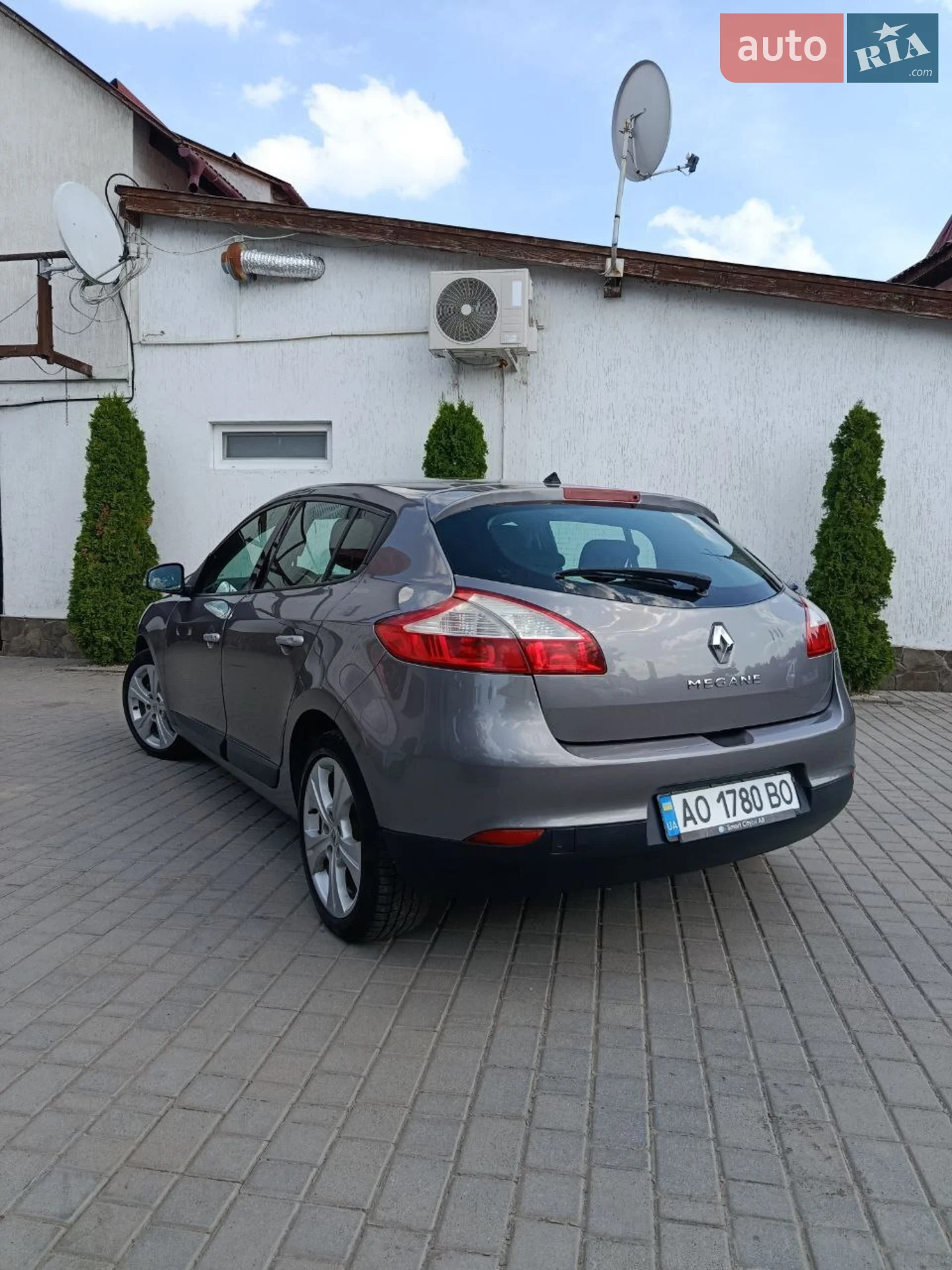 2010 Renault Megane - мініатюра 4