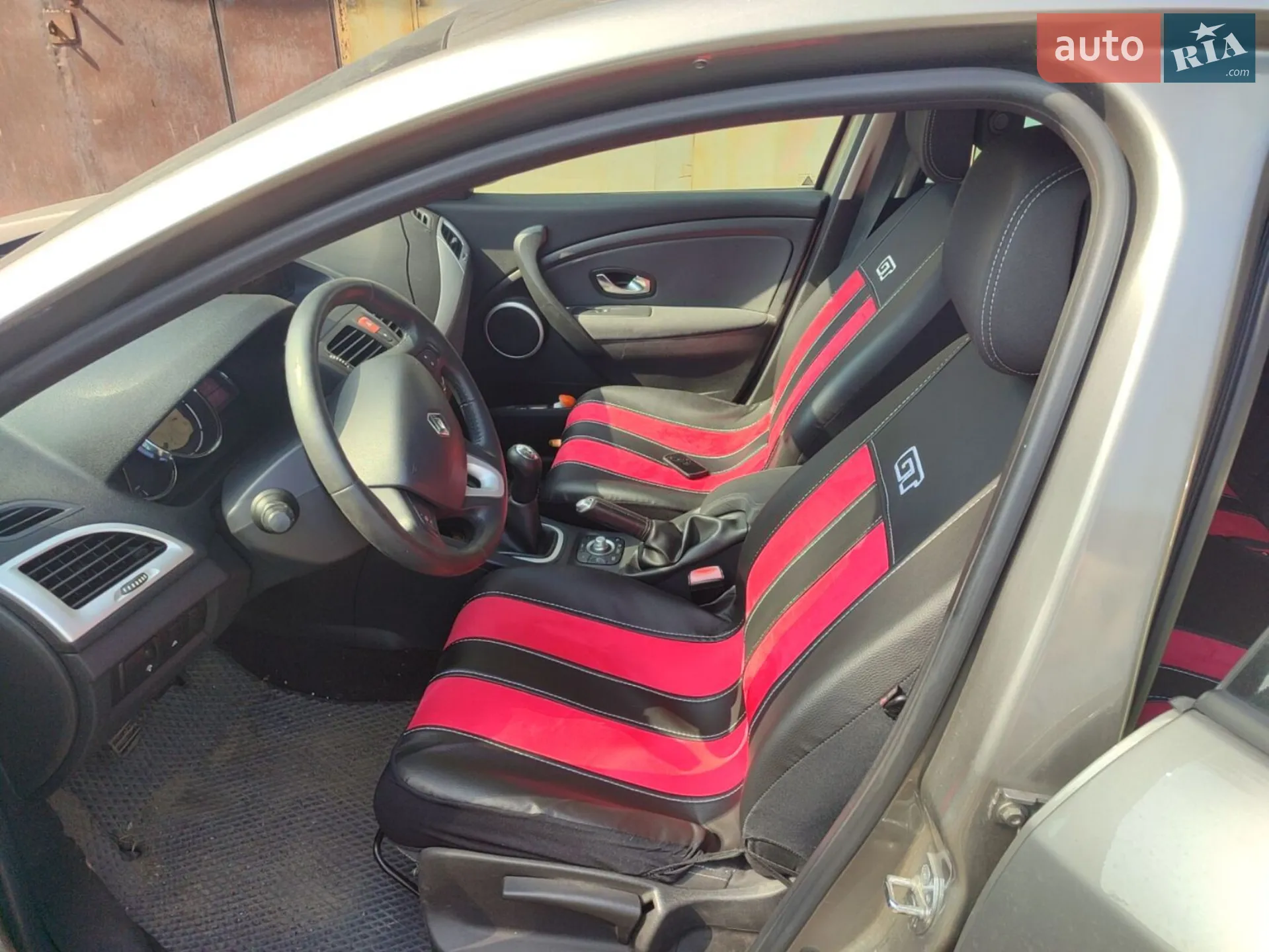 2010 Renault Megane - мініатюра 19
