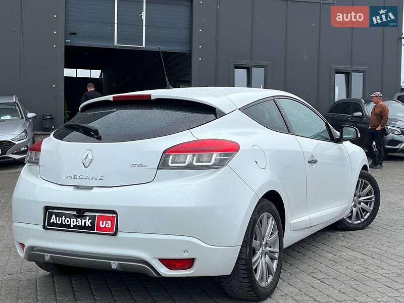 Купе Renault Megane 2015 в Львове